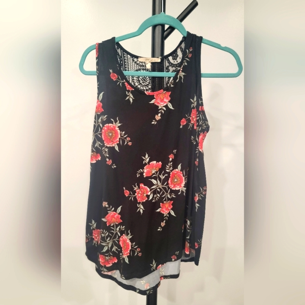 Size M/L tank